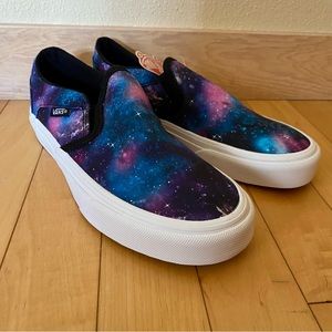 NWT Vans Galaxy Sneakers